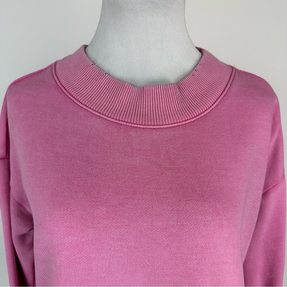 Aerie Pink Crewneck Sweatshirt Size Medium - Picture 2 of 13
